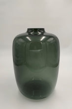 Afbeelding in Gallery-weergave laden, Fidrio vaas Toronto 35cm hoog 25cm diameter
