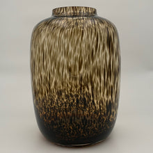 Afbeelding in Gallery-weergave laden, Fidrio vaas Toronto tiger 35cm hoog 25cm diameter
