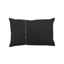 Afbeelding in Gallery-weergave laden, Overseas kussen zwart gouden rits 40x60cm
